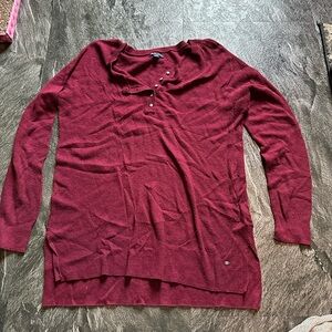 American Eagle lightweight Henley sweater